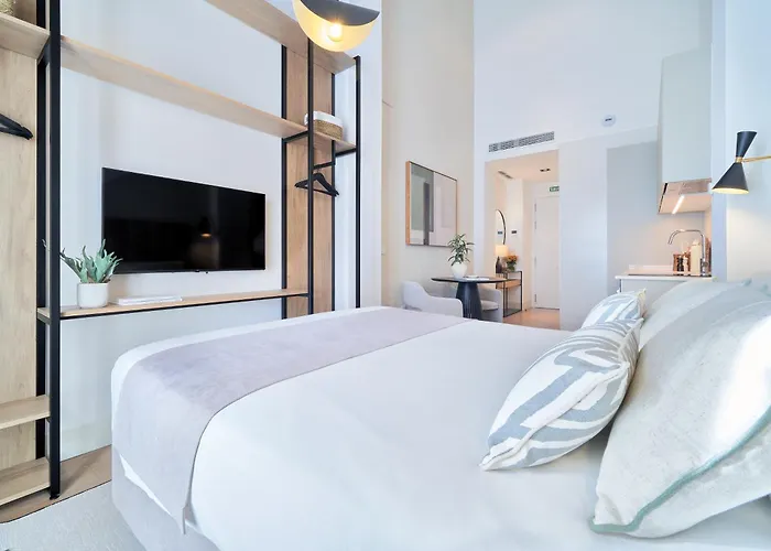 Select Apartment